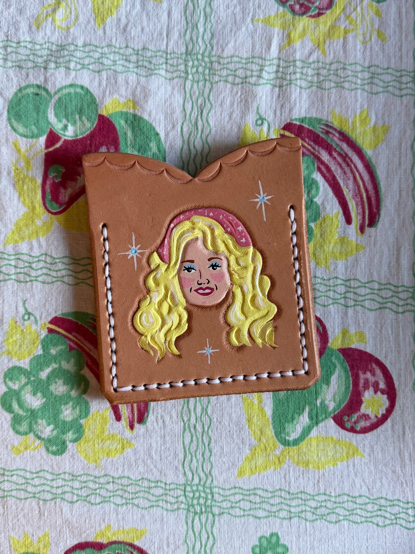 Dolly Portrait Card Holder